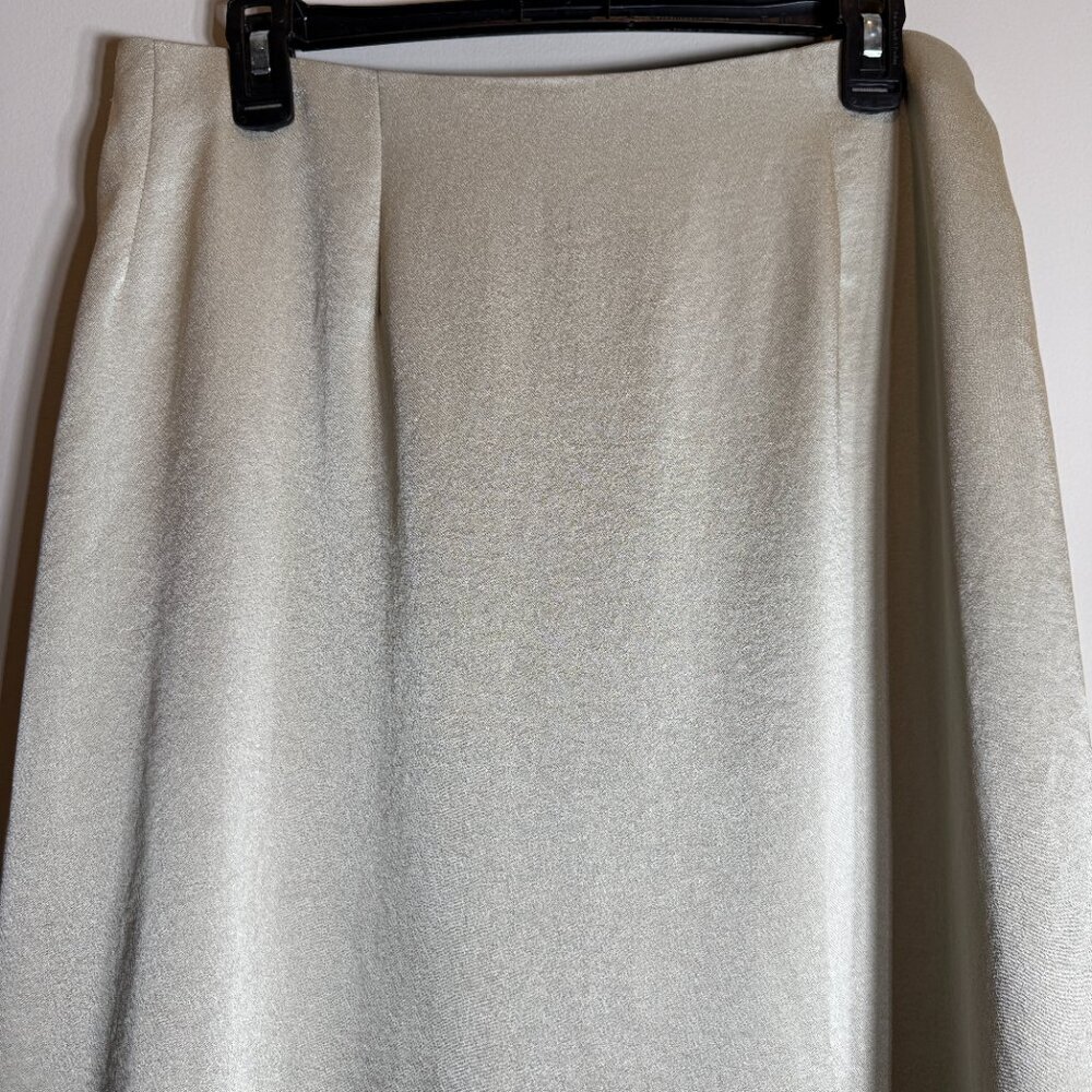 Vince Side Zipper Satin Slip Skirt Women's Medium Light Sepia Flowy A-Line NWOT - Picture 12 of 15
